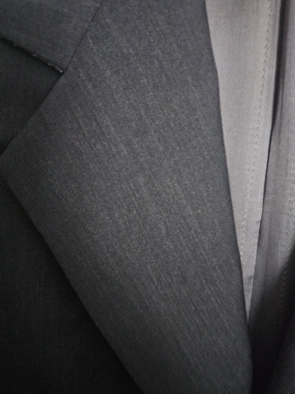 V2 By VERSACE Classic Black Men's Single-Breast Blazer - Picture 3 of 10